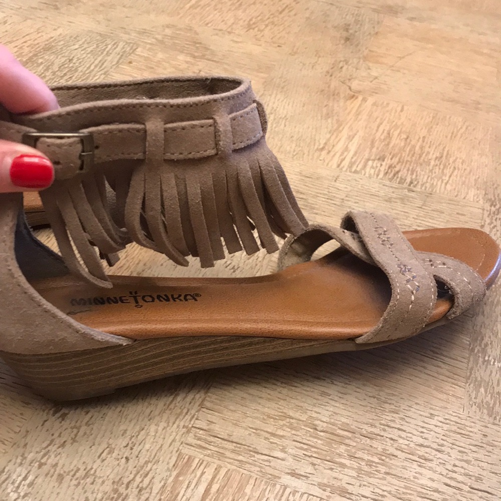 Minne Tonka Suede Sandals